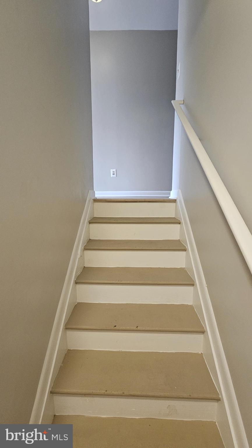 UPTON - Residential Lease