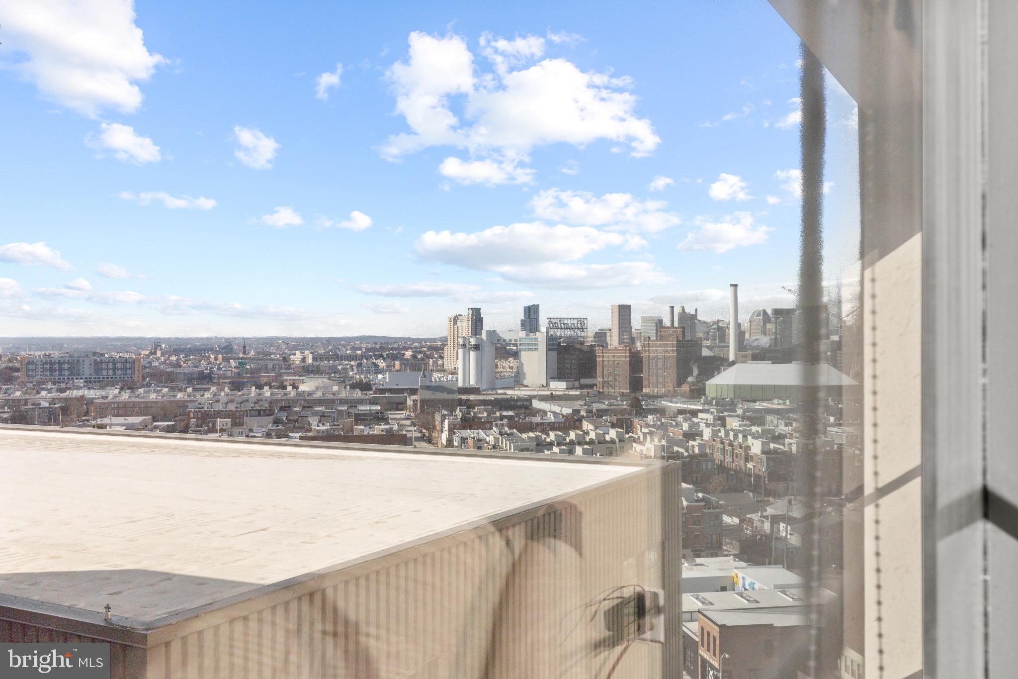 LOCUST POINT - Residential