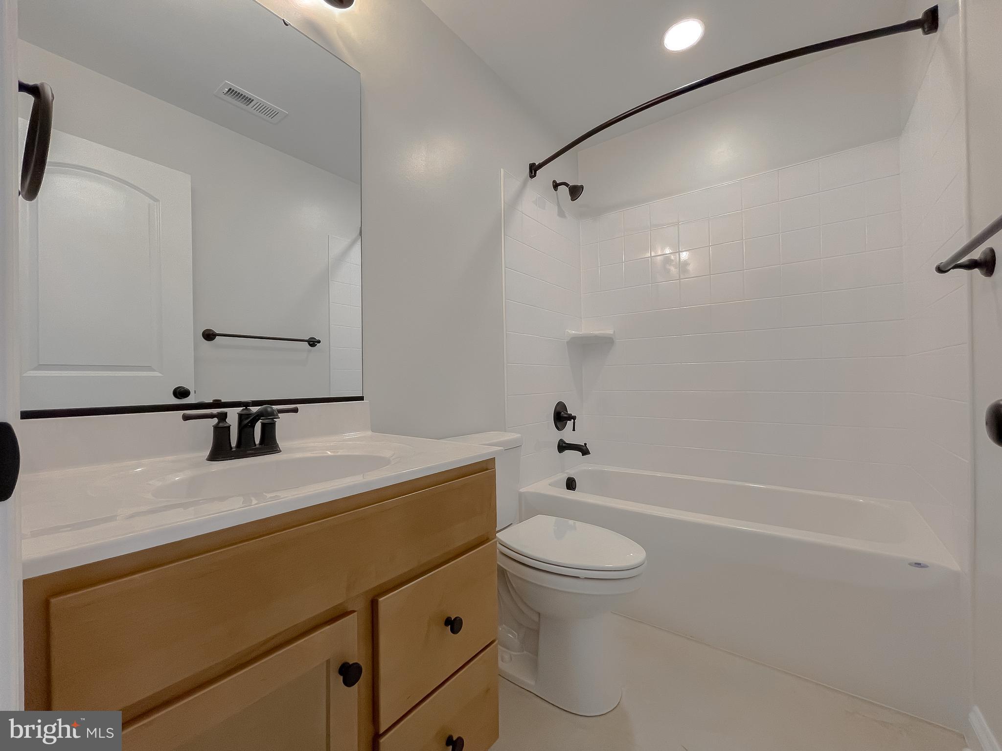 MEADOWS AT TOWN RUN II - Residential