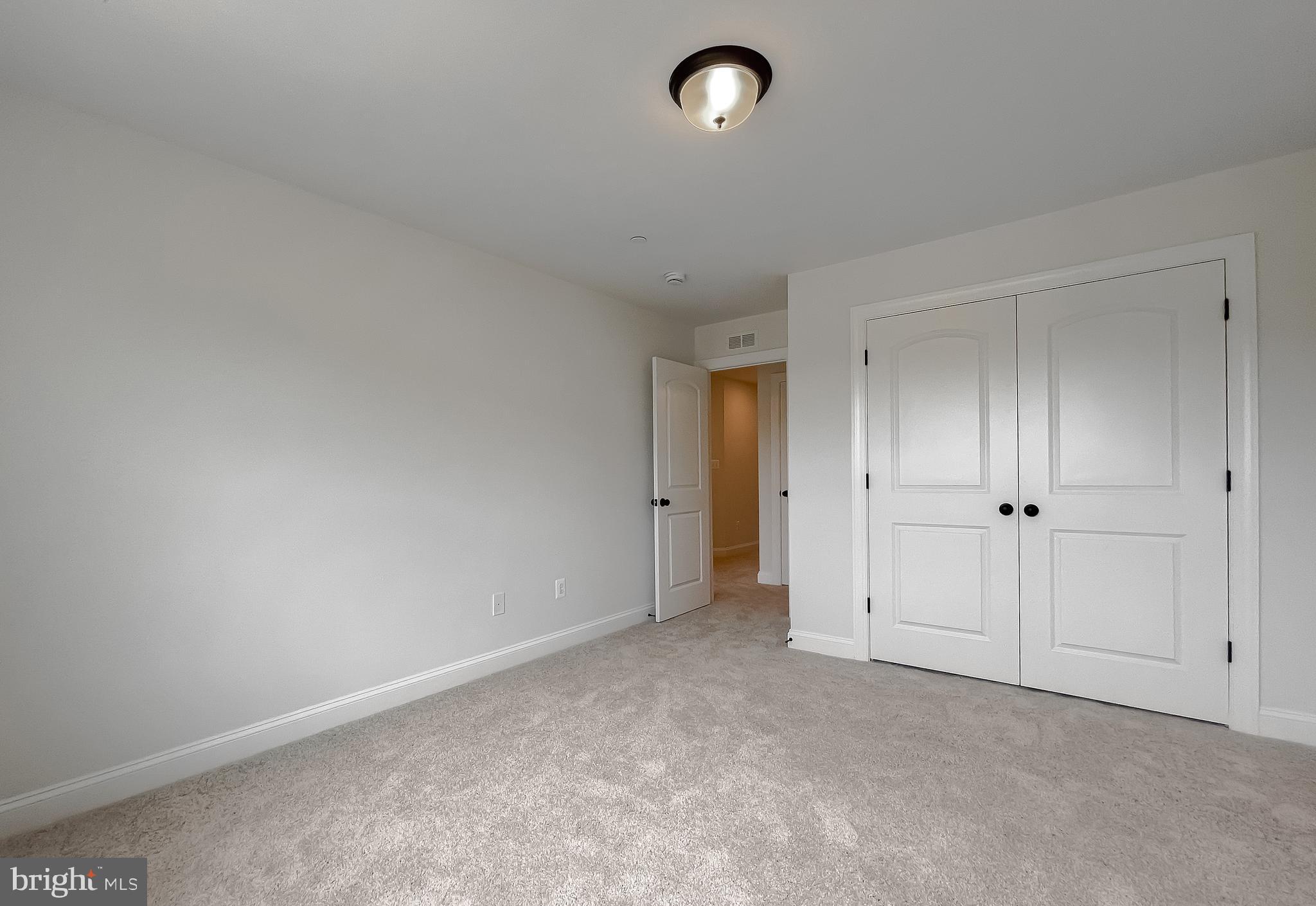 MEADOWS AT TOWN RUN II - Residential