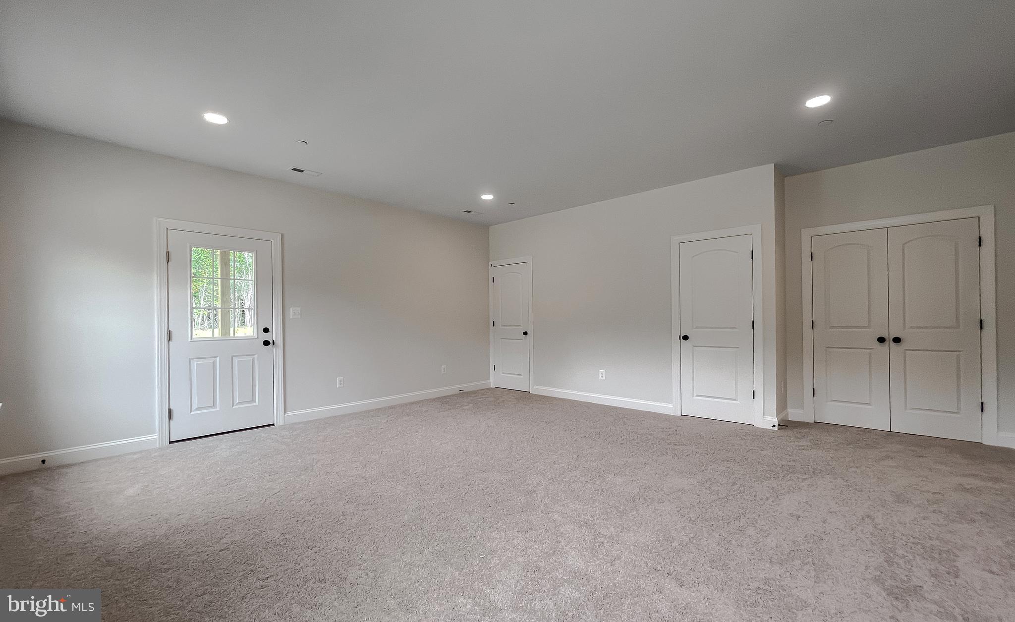 MEADOWS AT TOWN RUN II - Residential