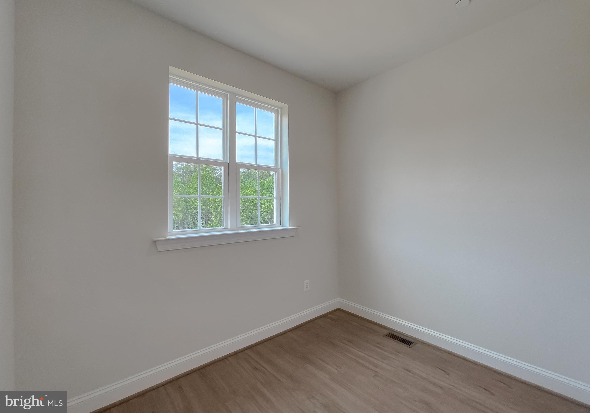 MEADOWS AT TOWN RUN II - Residential