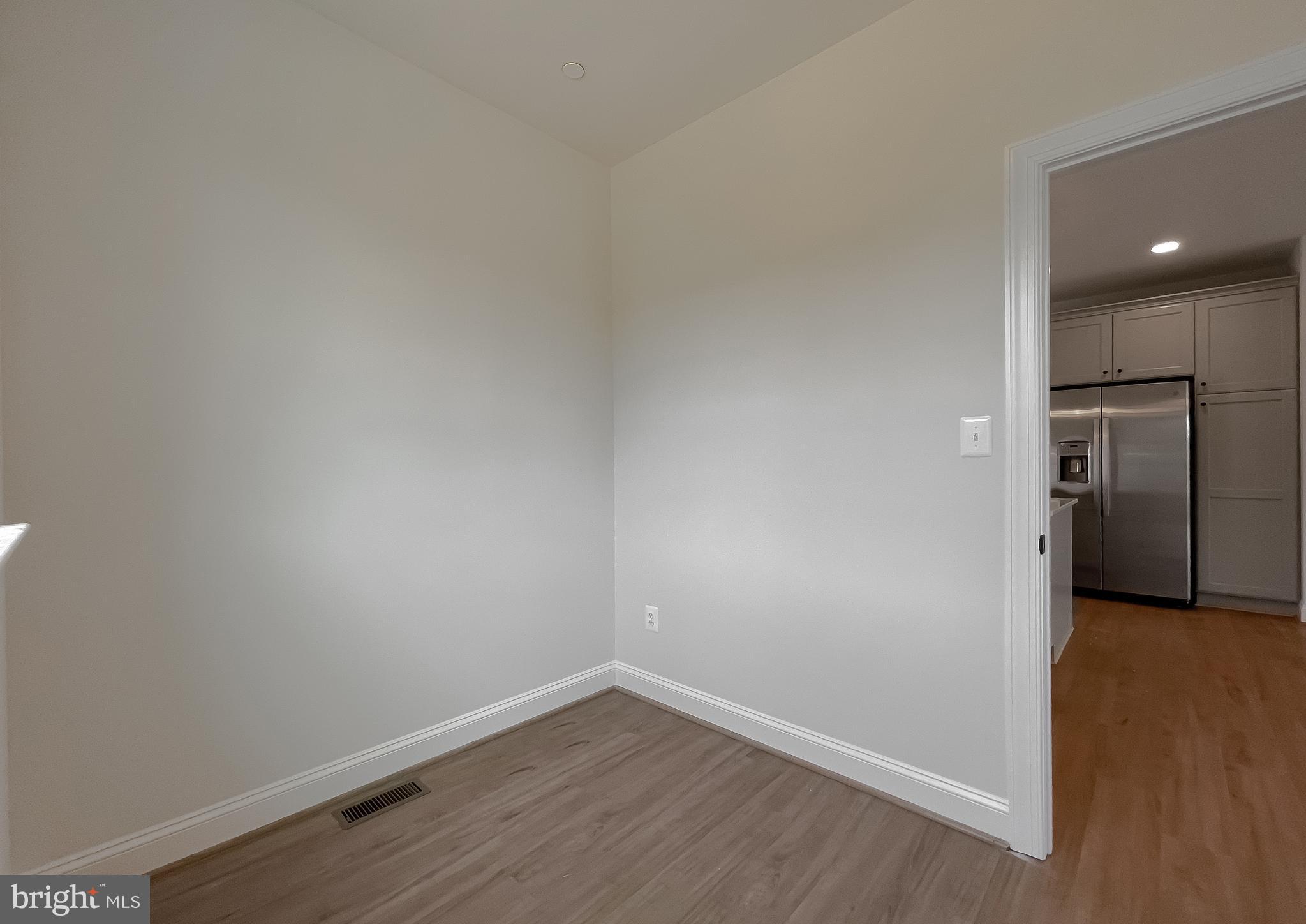 MEADOWS AT TOWN RUN II - Residential