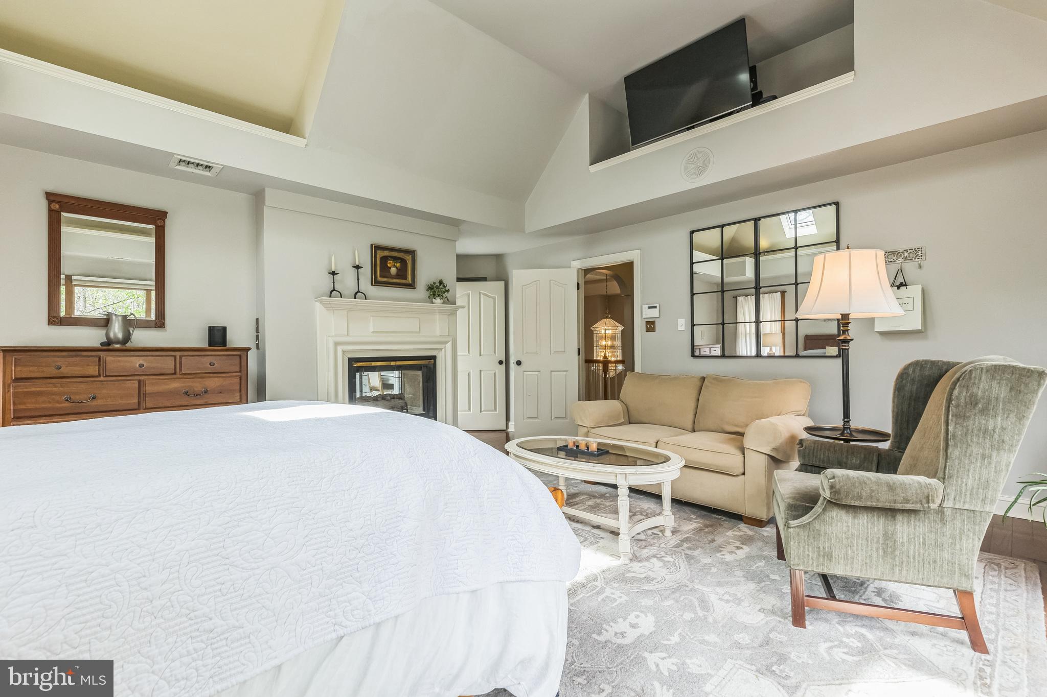 WINCHESTER - Residential