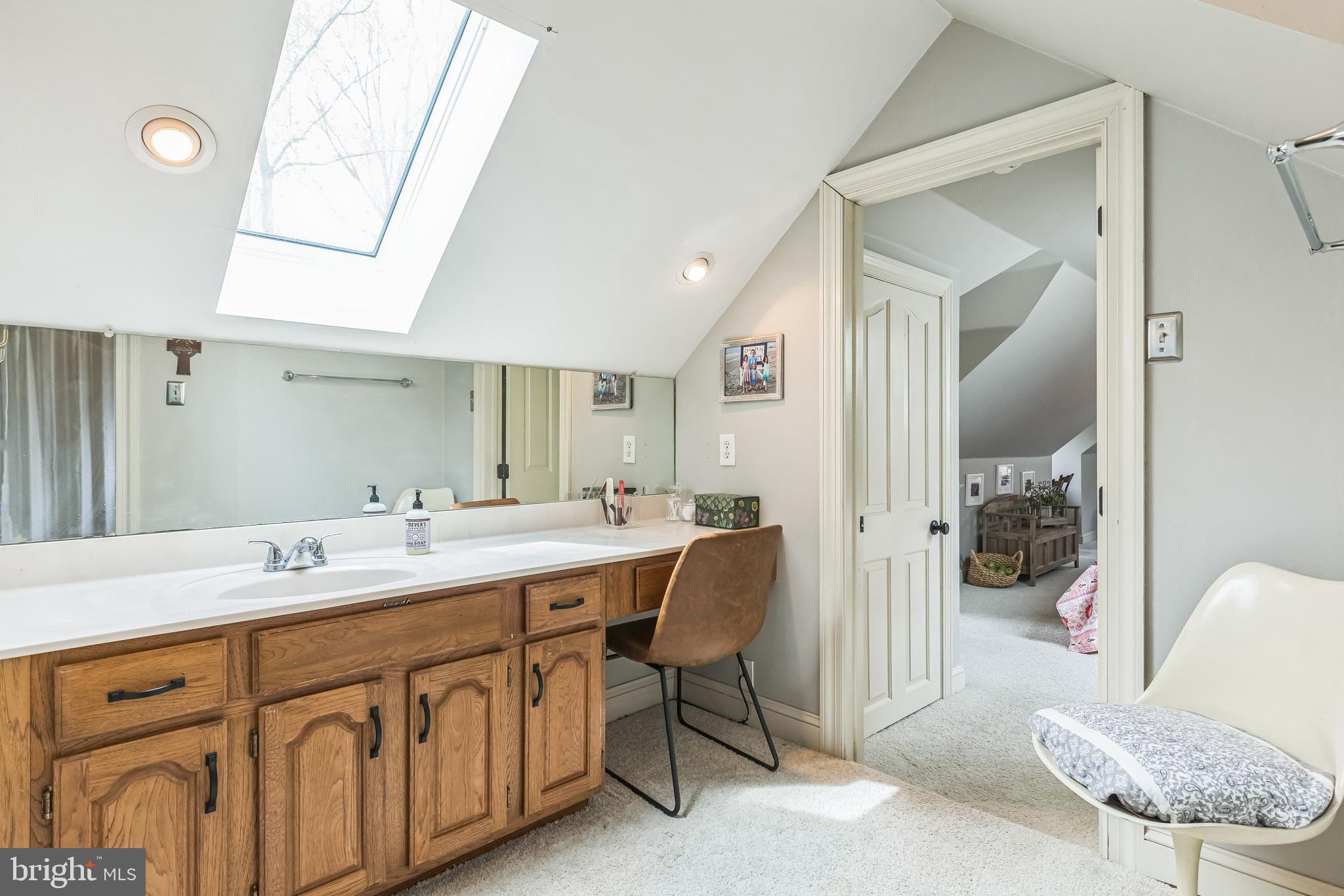 WINCHESTER - Residential