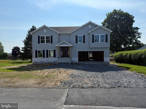 5743 CRESCENT DRIVE SCHNECKSVILLE PA 18078