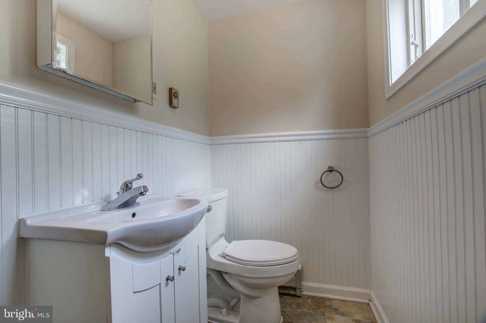 BROYHILLS ADDITION - Residential Lease