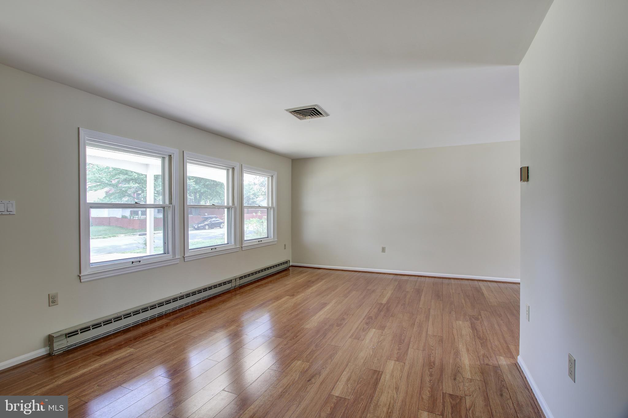 BROYHILLS ADDITION - Residential Lease