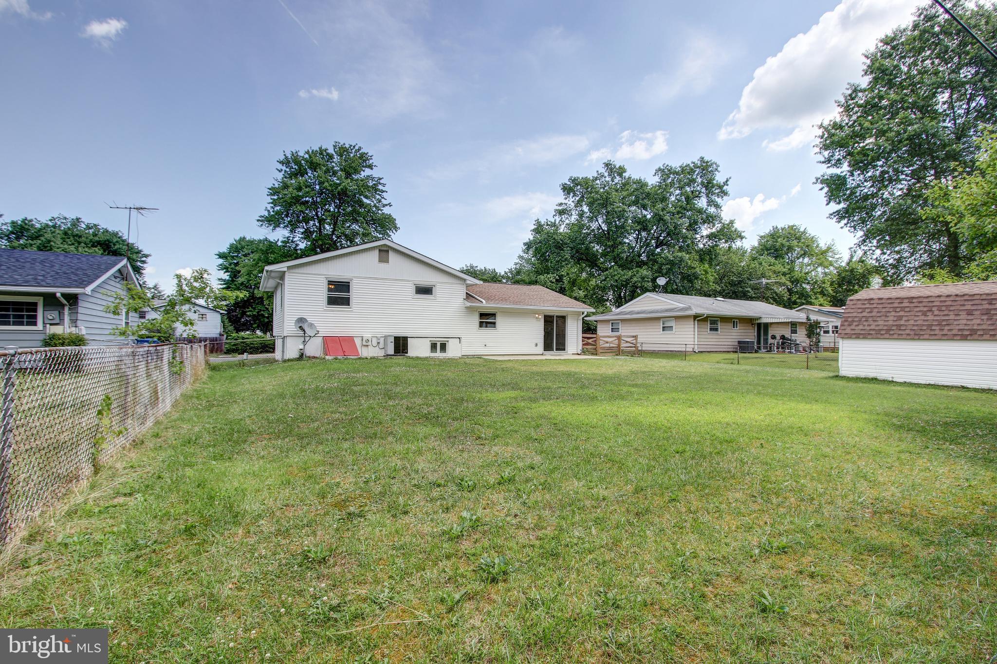 BROYHILLS ADDITION - Residential Lease