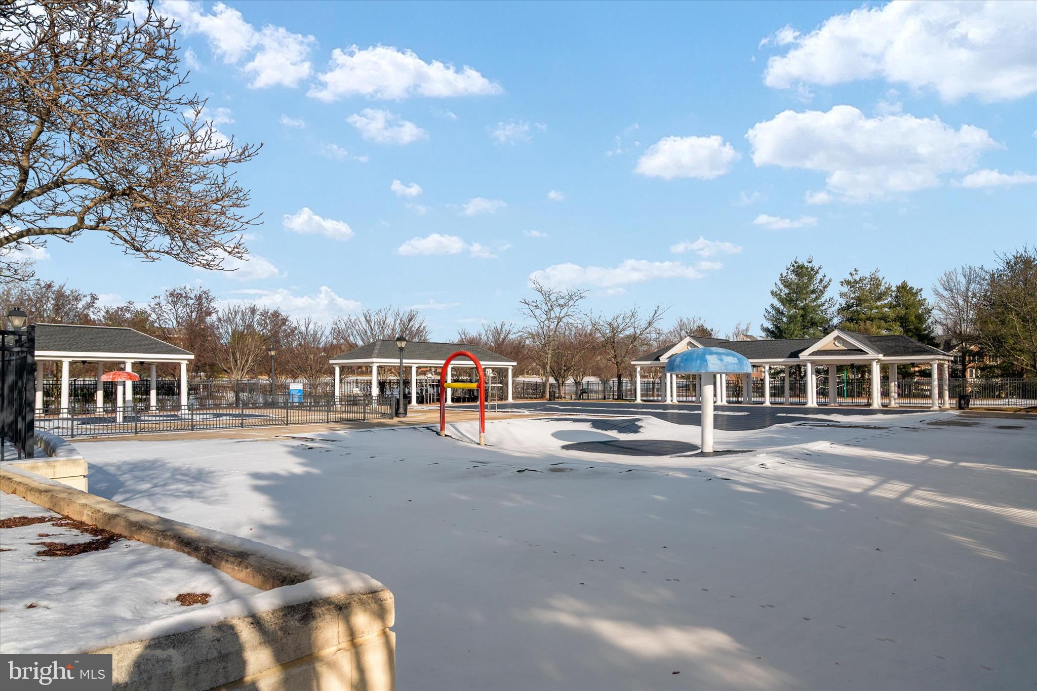 FAIRWOOD - Residential