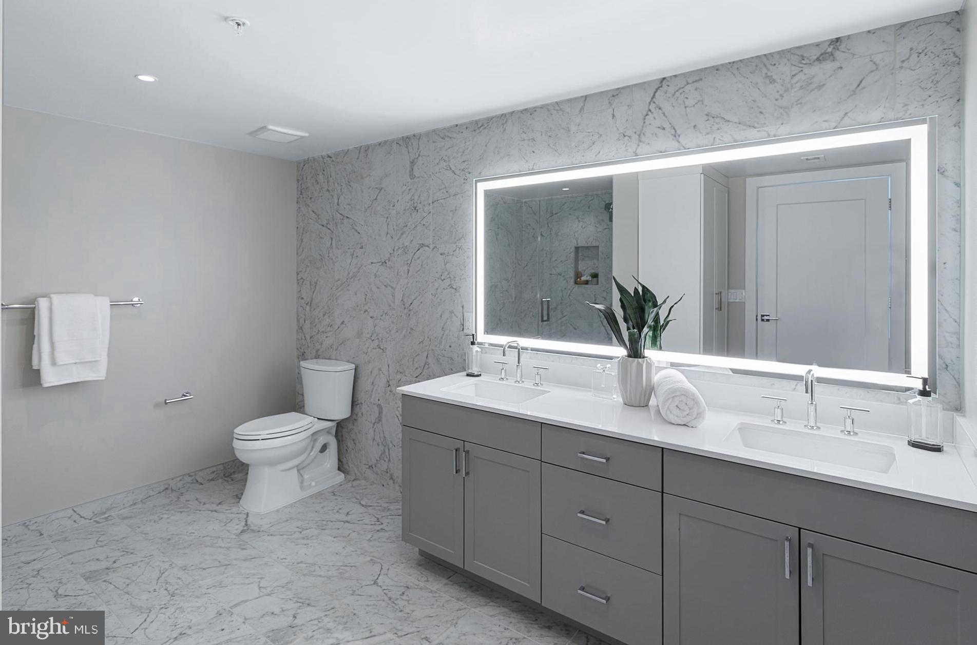 OLD TOWN ALEXANDRIA - Residential