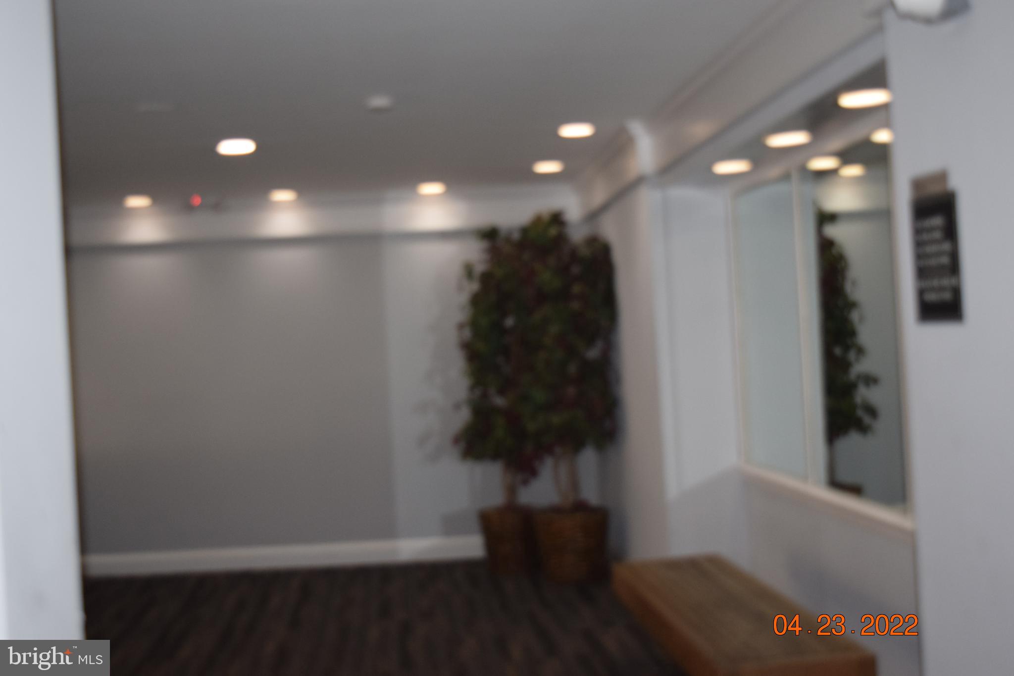 IVYMOUNT COURT - Residential Lease