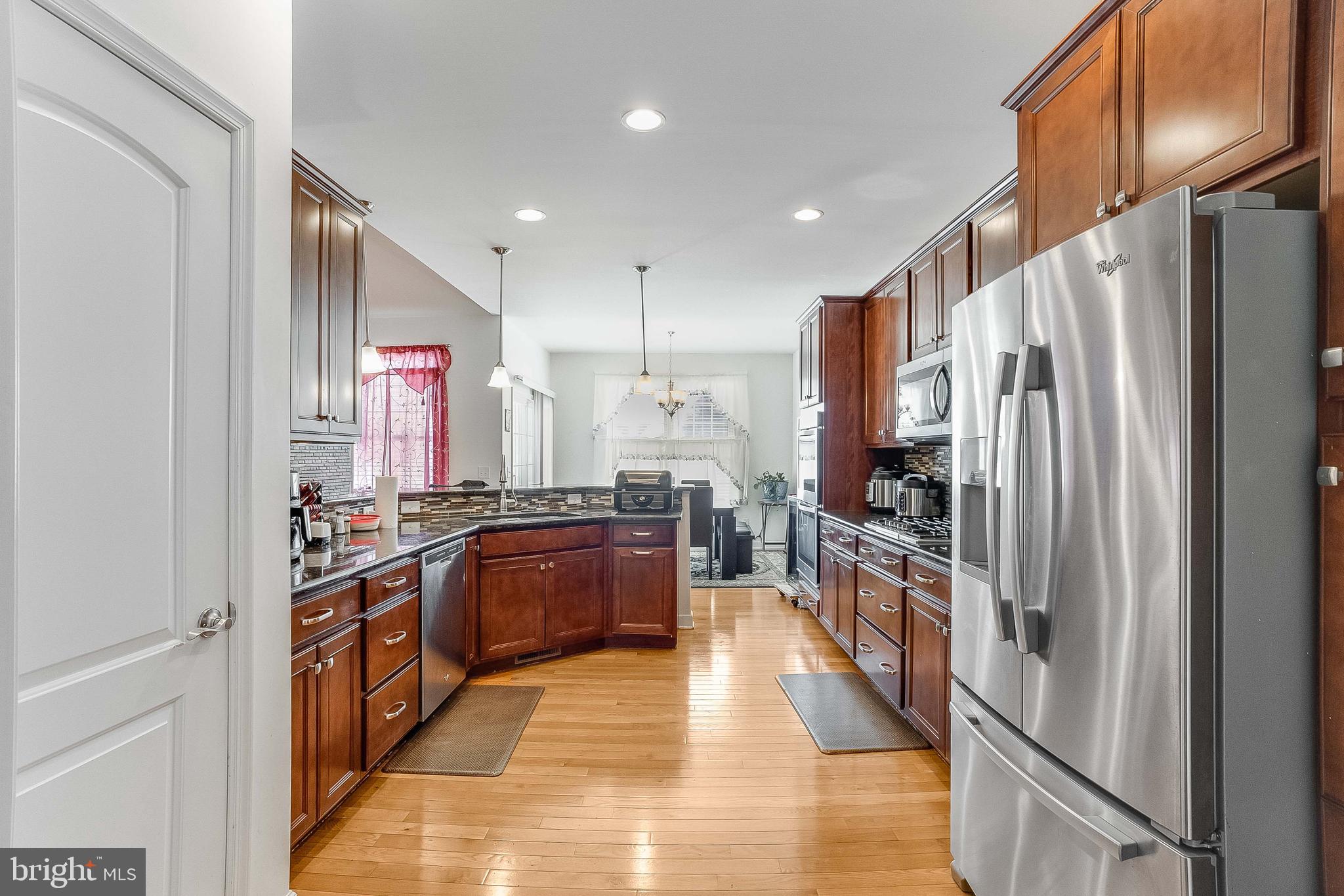 QUAIL LANDING - Residential