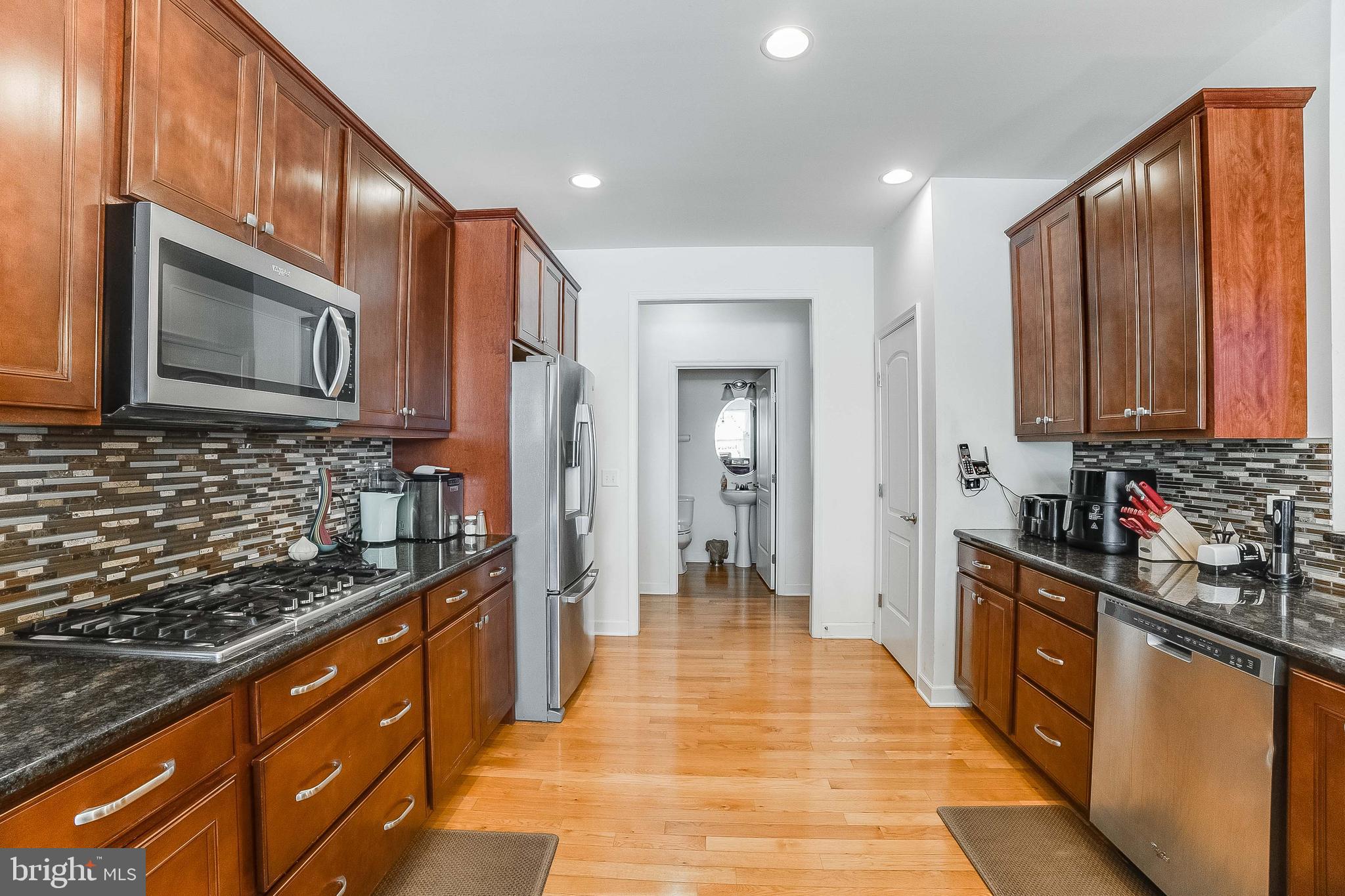 QUAIL LANDING - Residential