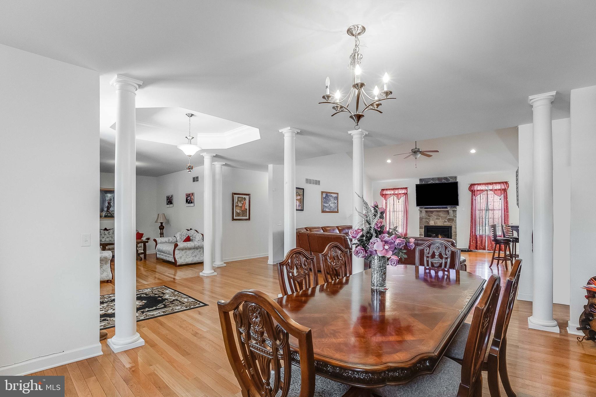 QUAIL LANDING - Residential