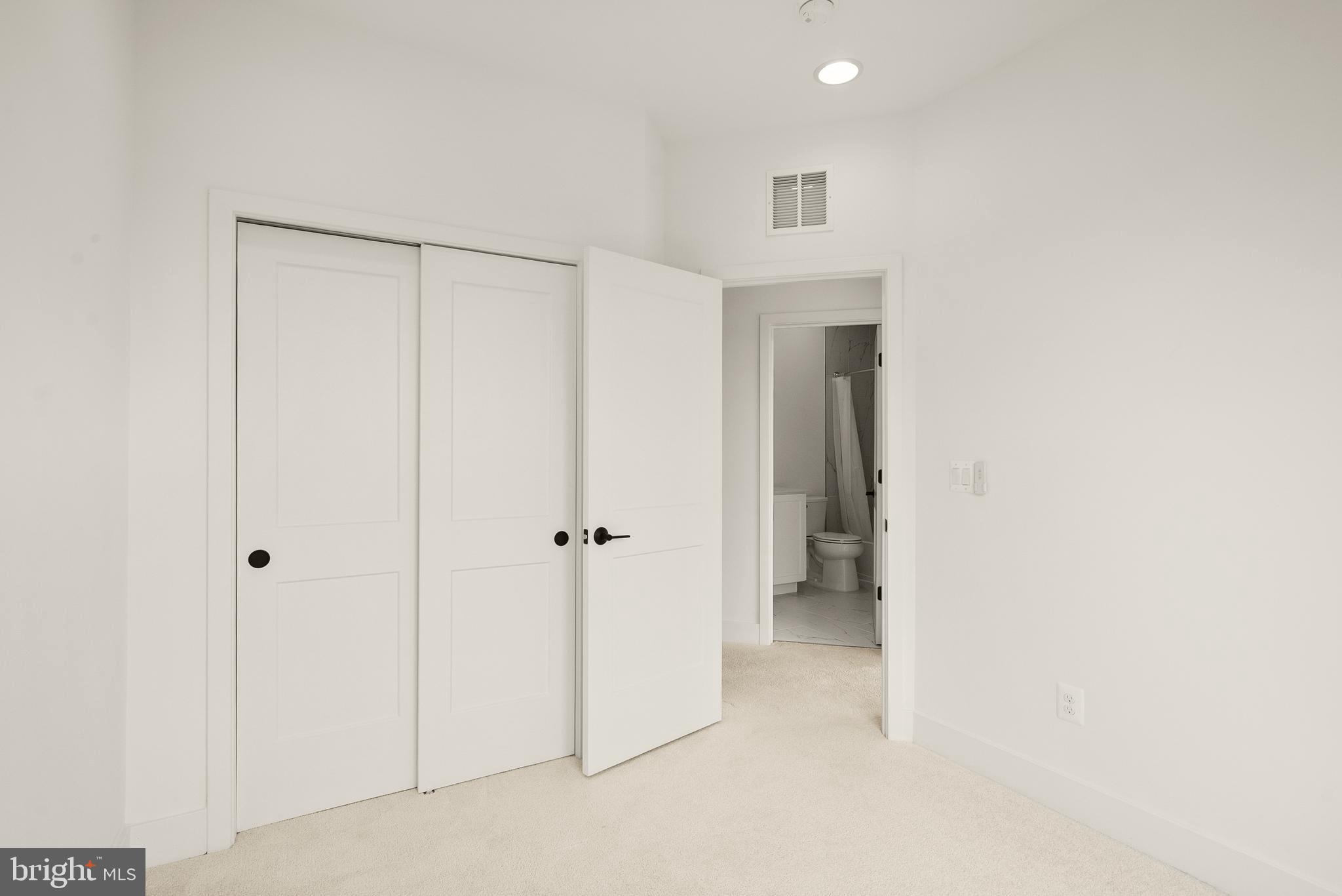 GRAHAM PARK - Residential