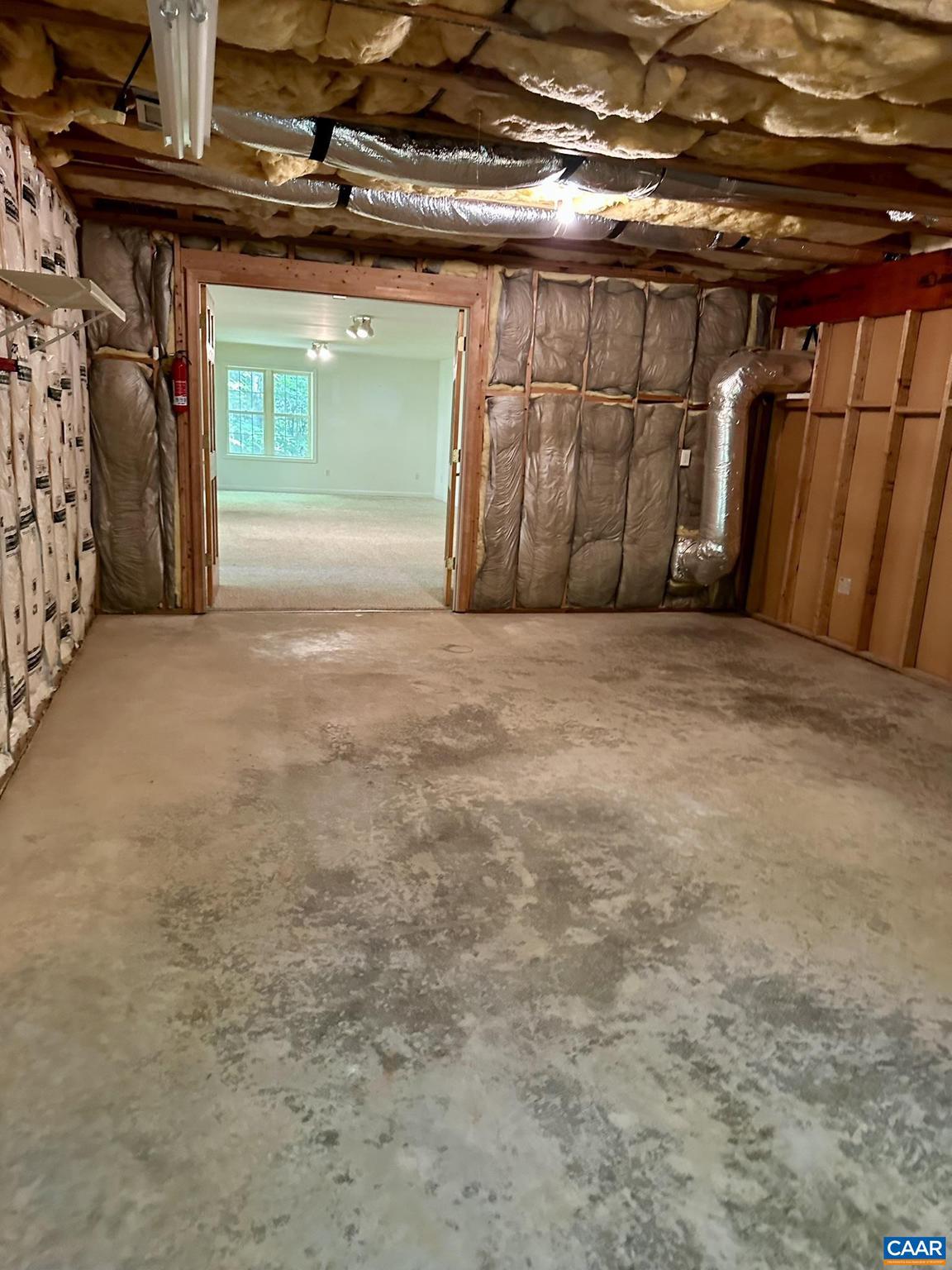 LAKE MONTICELLO - Residential