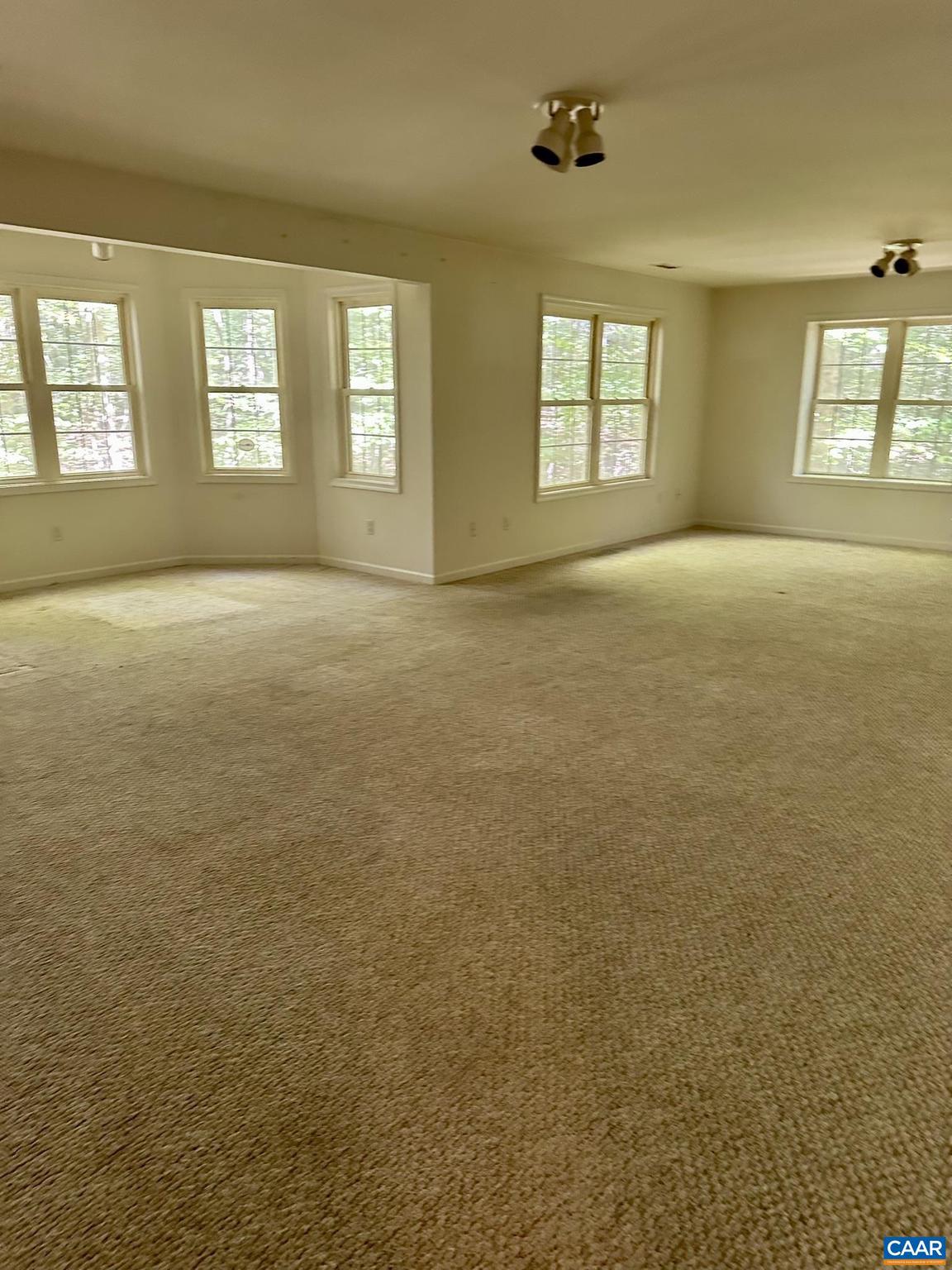 LAKE MONTICELLO - Residential