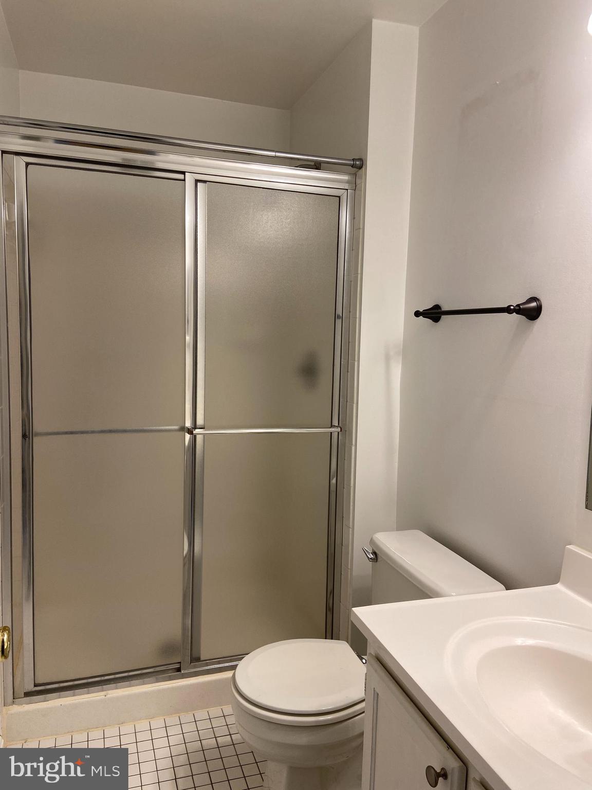 LAKEVIEW - Residential Lease