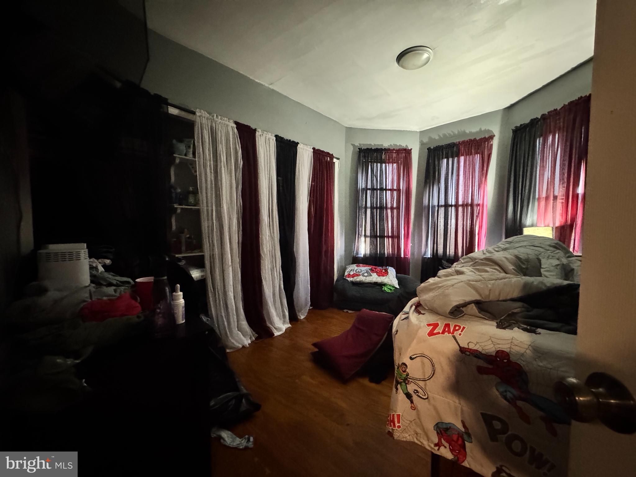 PORT RICHMOND - Residential