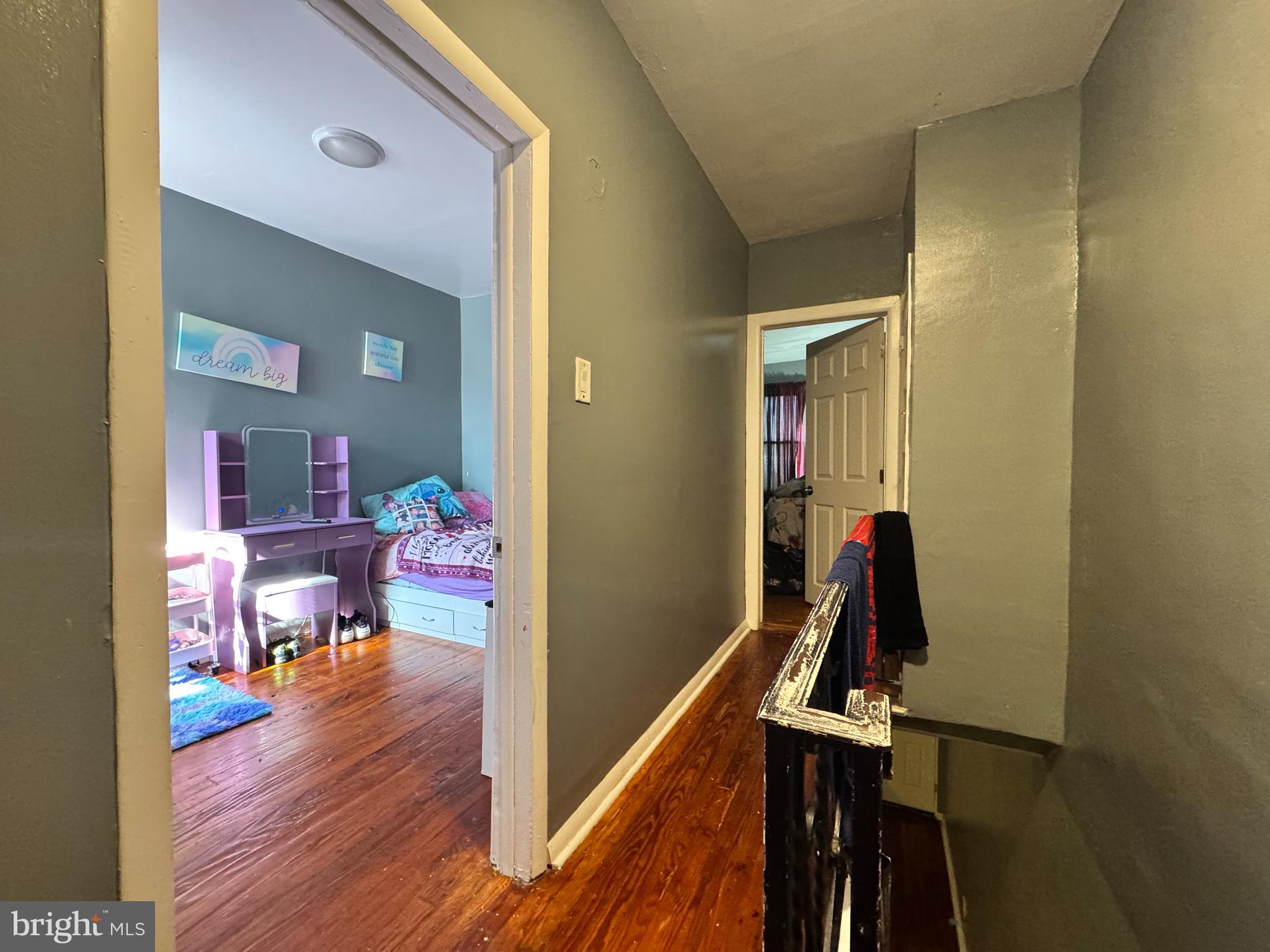 PORT RICHMOND - Residential