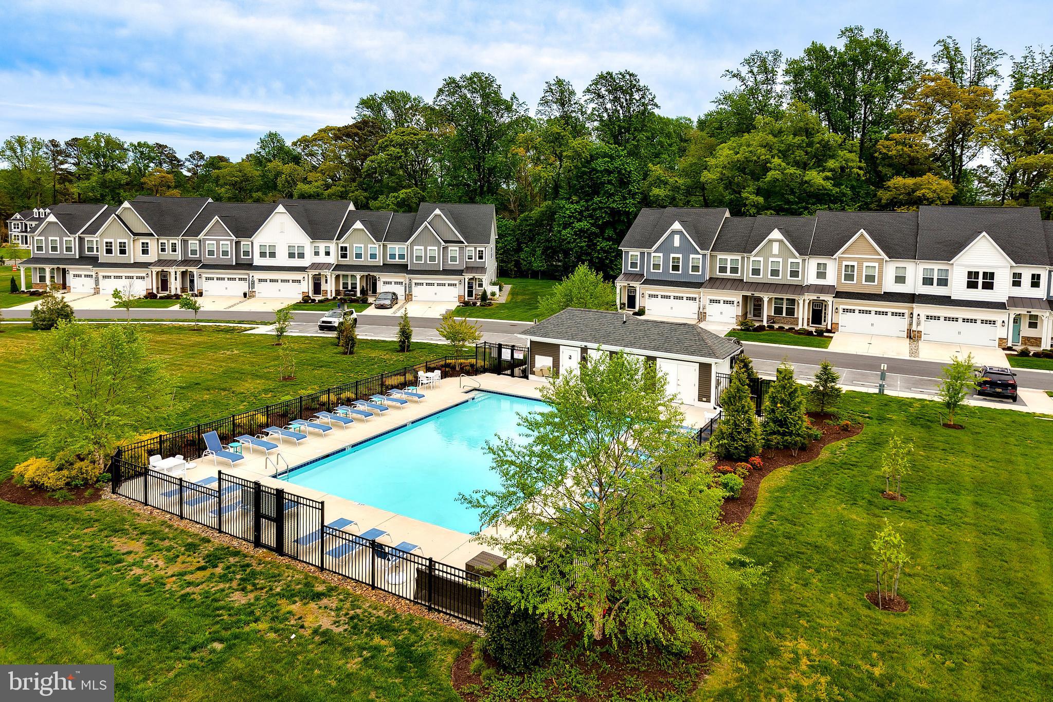 VILLAS AT WALDEN - Residential