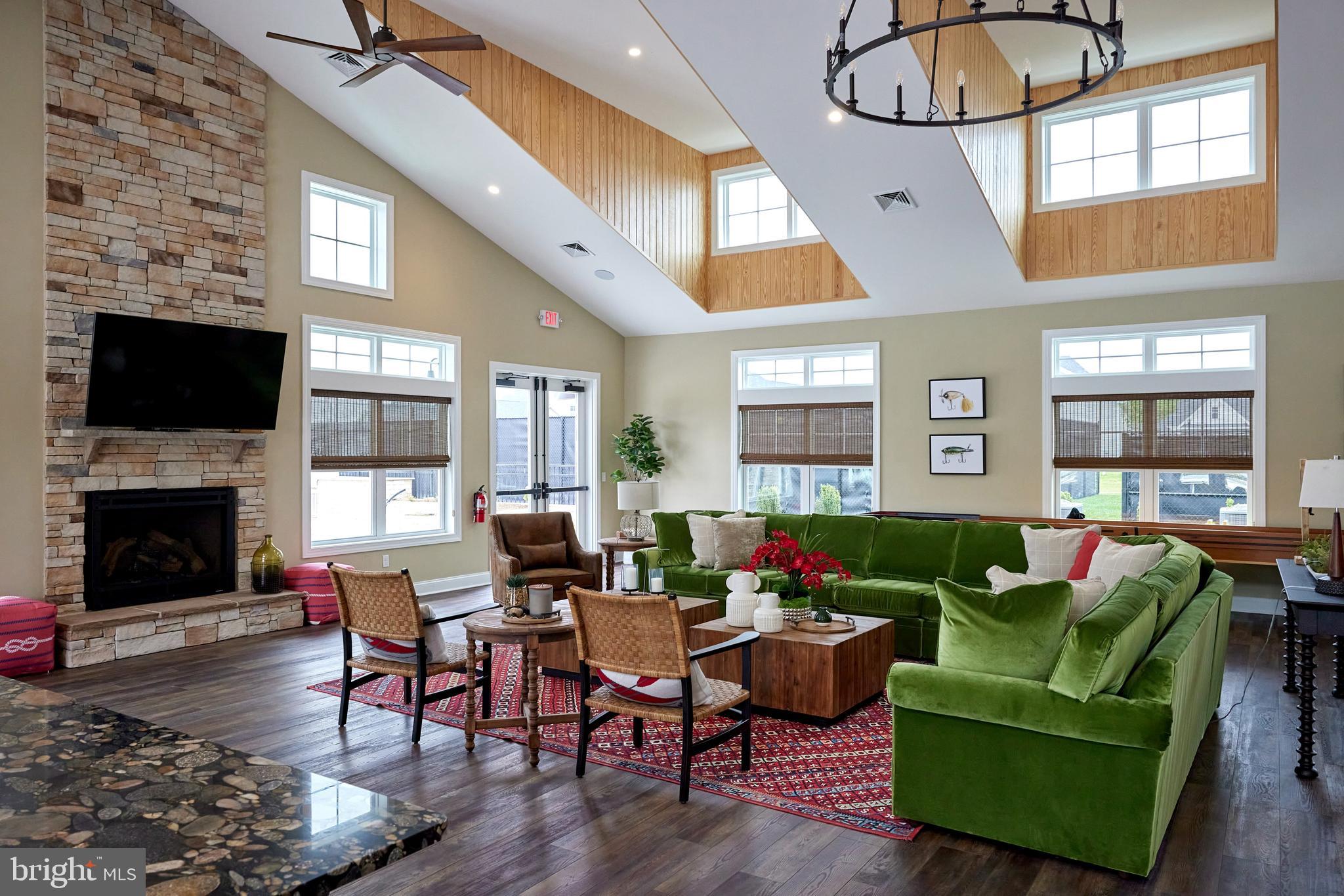 VILLAS AT WALDEN - Residential