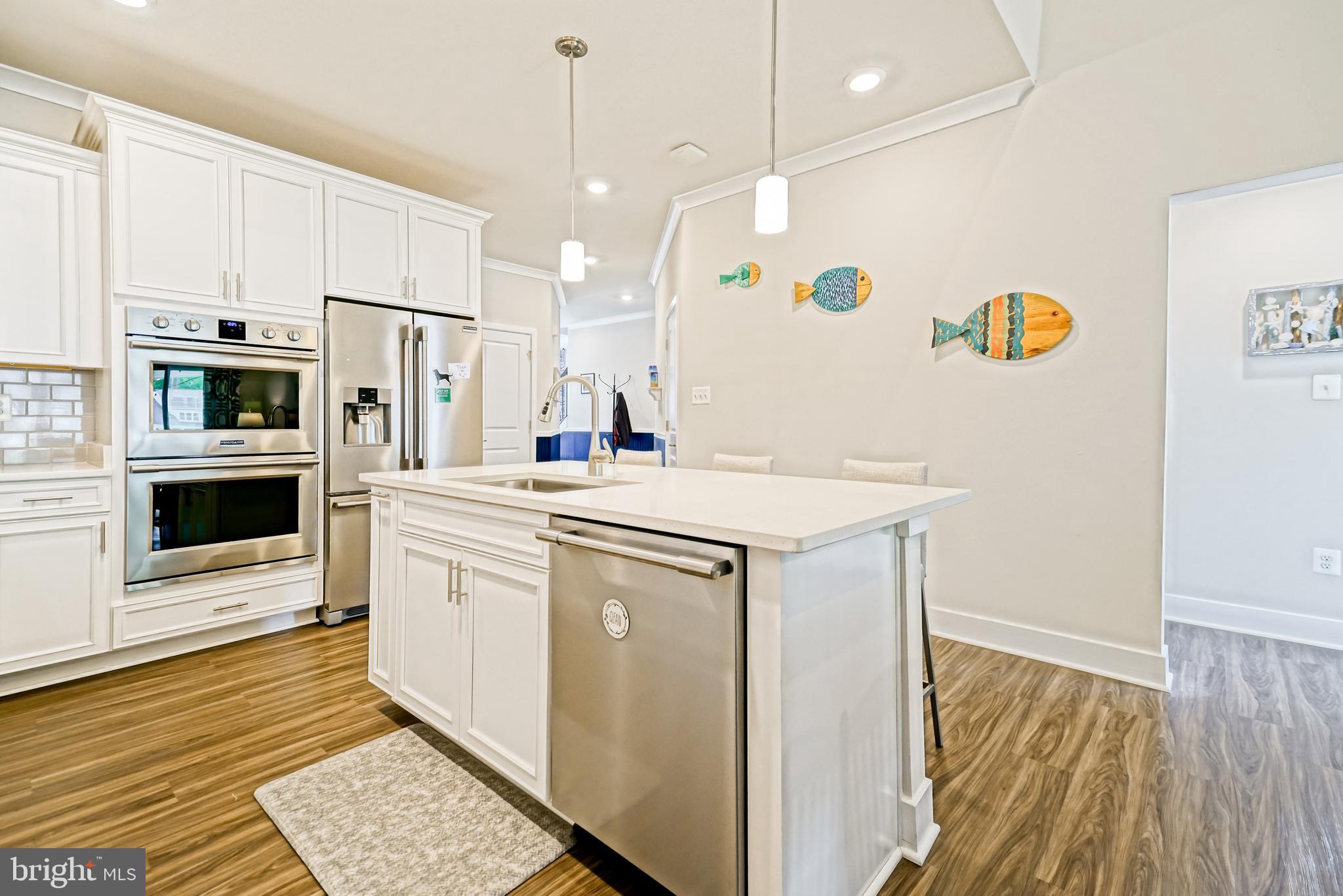 VILLAS AT WALDEN - Residential