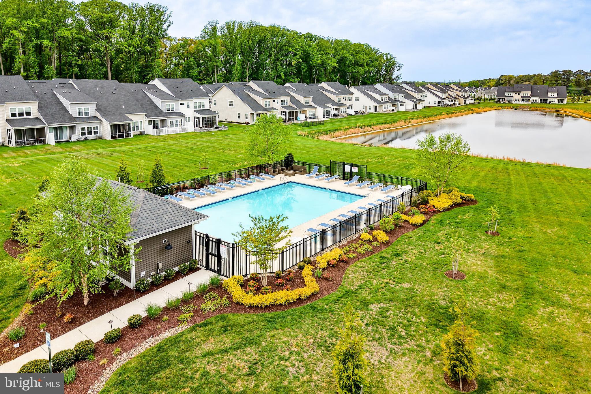 VILLAS AT WALDEN - Residential