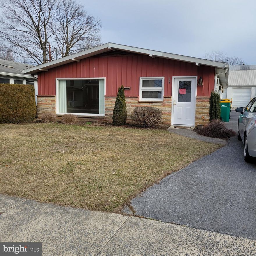 Charming 1-Bedroom Rental with Main-Level Entry & Abundant Natural Light.
Welcome home to this beautifully maintained 1-bedroom rental featuring main-level entry and an
inviting one-floor layout.  This bright and airy space is  in excellent condition, with large windows
that fill the home with natural light throughout the day.
Enjoy the convenience of off-street parking for one car, ensuring easy access.  Nestled in a desirable location, 
this home offers comfort and a cozy atmosphere.

NO PETS, NO SMOKING.