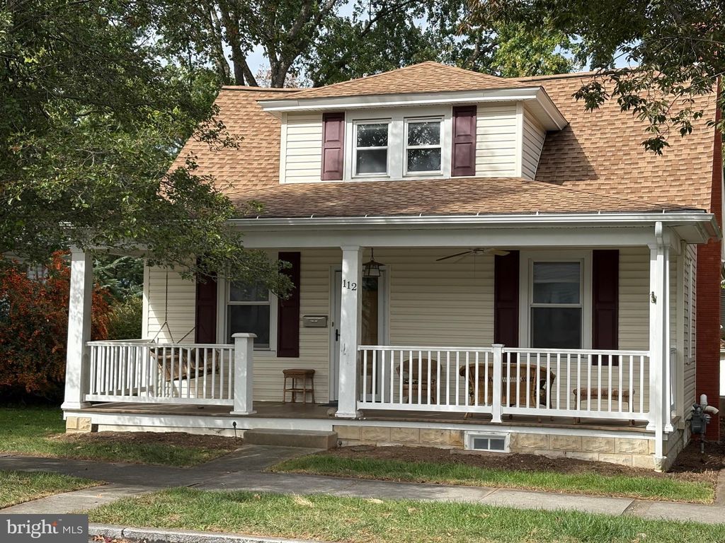 Photo of 112 Park Avenue, HUMMELSTOWN, PA 17036 (MLS # PADA2050474)