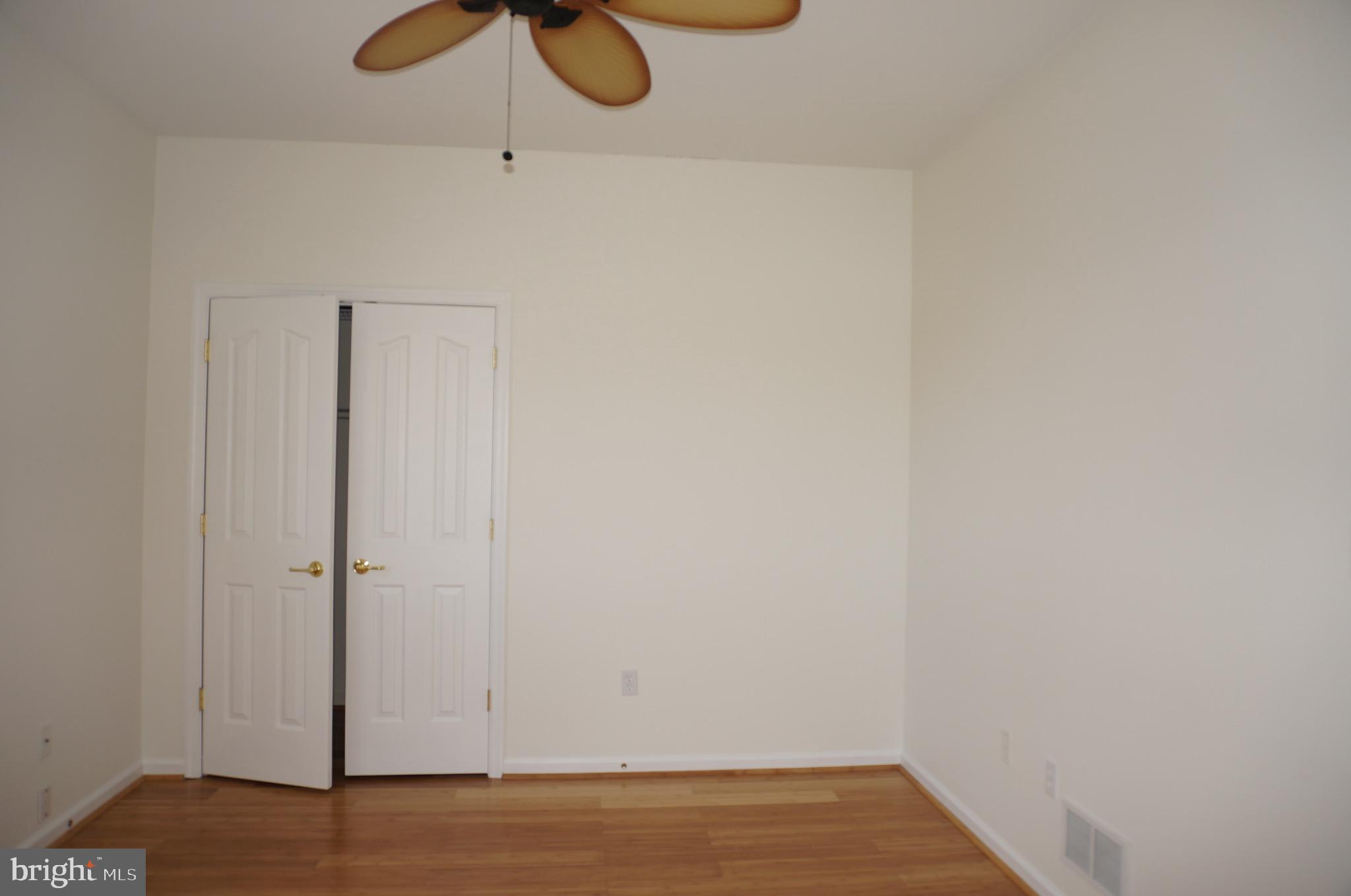 MEADOWVIEW VILLAGE - Residential