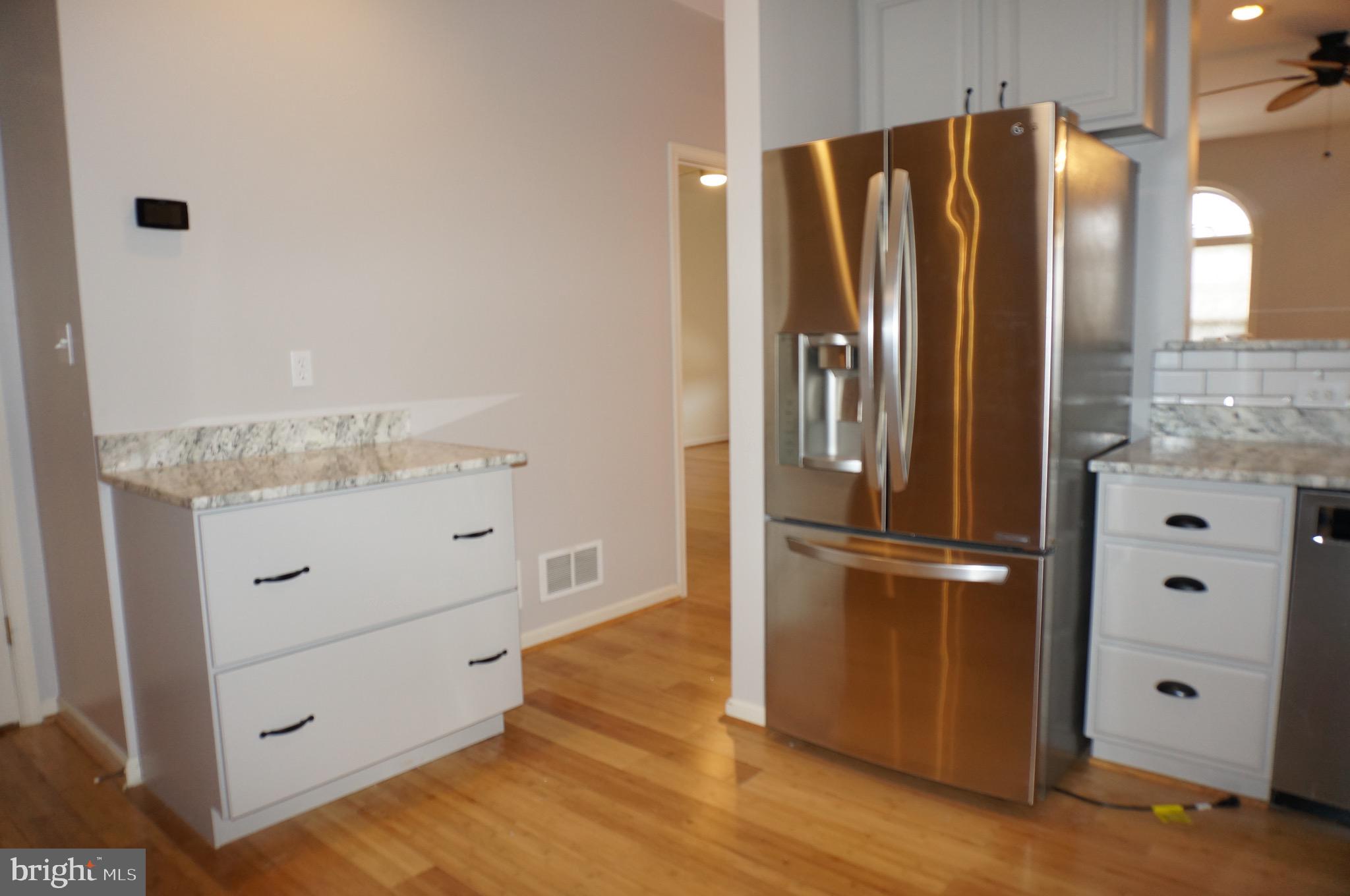 MEADOWVIEW VILLAGE - Residential