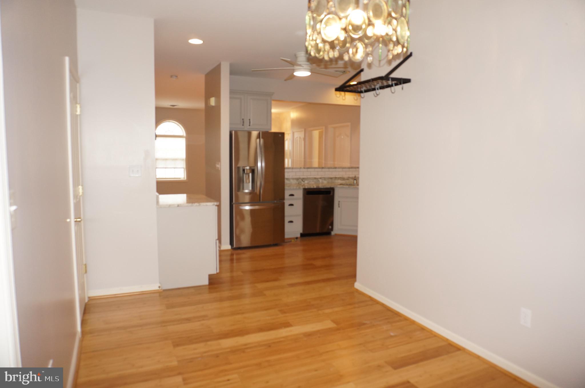 MEADOWVIEW VILLAGE - Residential