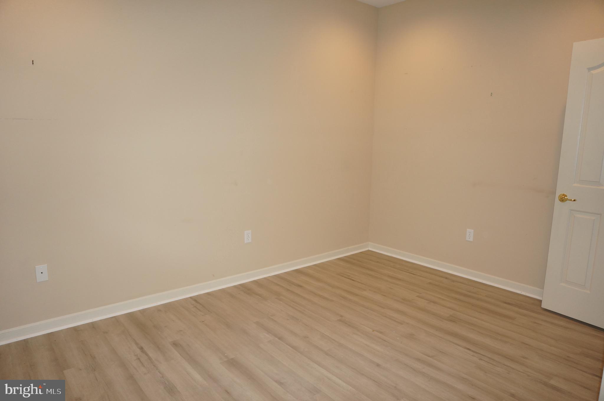 MEADOWVIEW VILLAGE - Residential