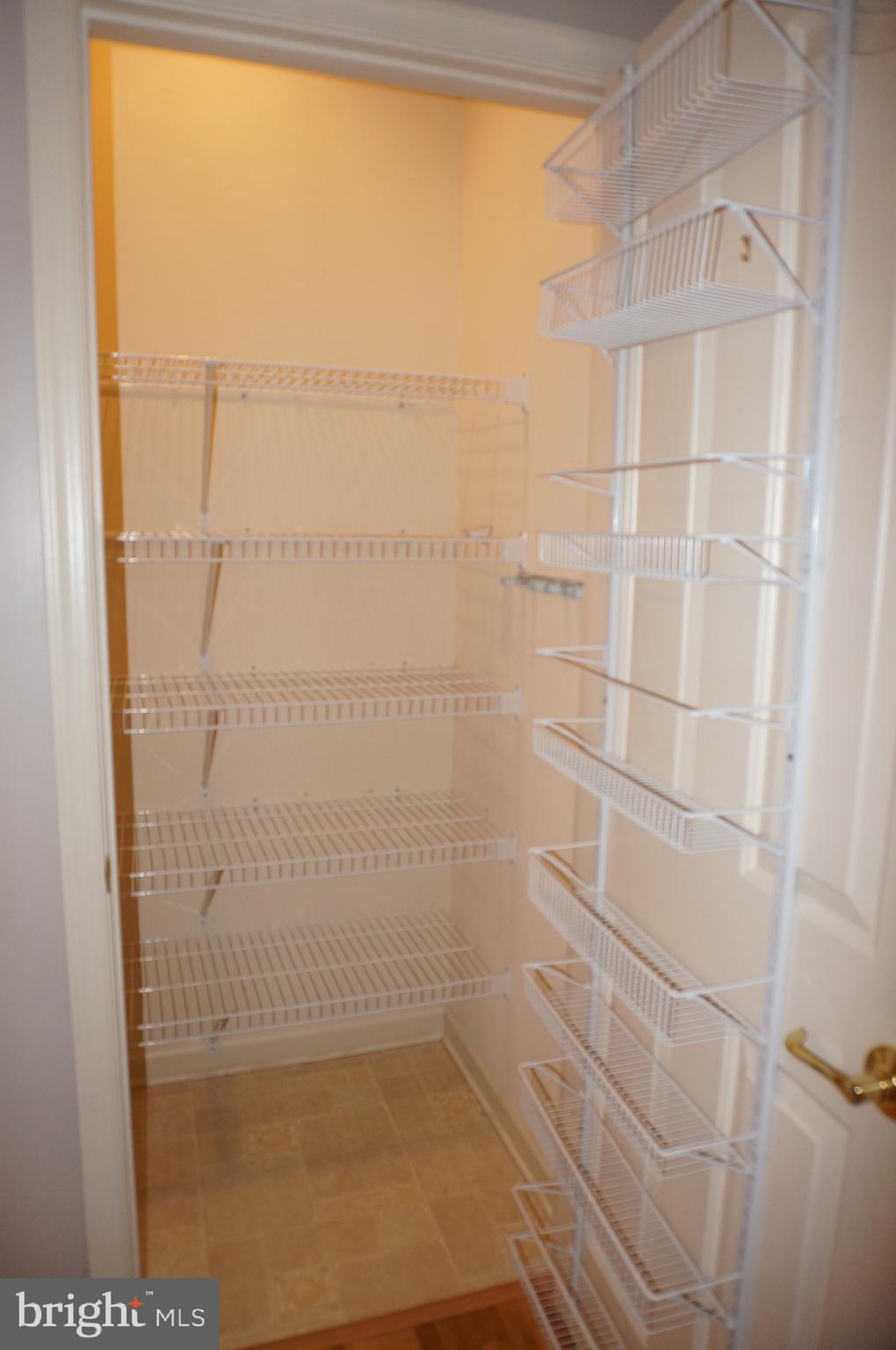 MEADOWVIEW VILLAGE - Residential