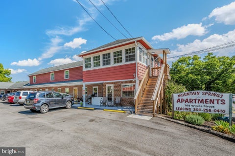 Condo For Rent - 268 Wilkes Street #1<br/> BERKELEY SPRINGS, WV 25411