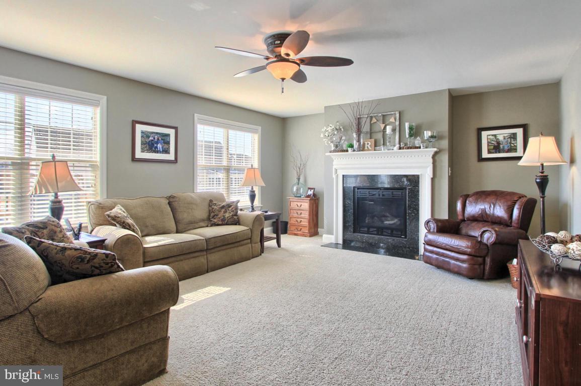 HEMPFIELD CROSSING - Residential