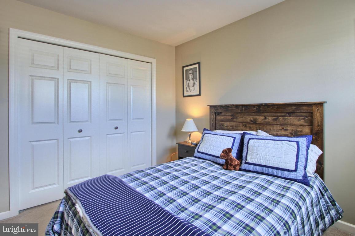 HEMPFIELD CROSSING - Residential