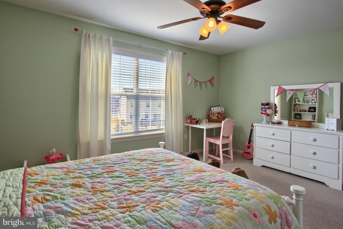 HEMPFIELD CROSSING - Residential