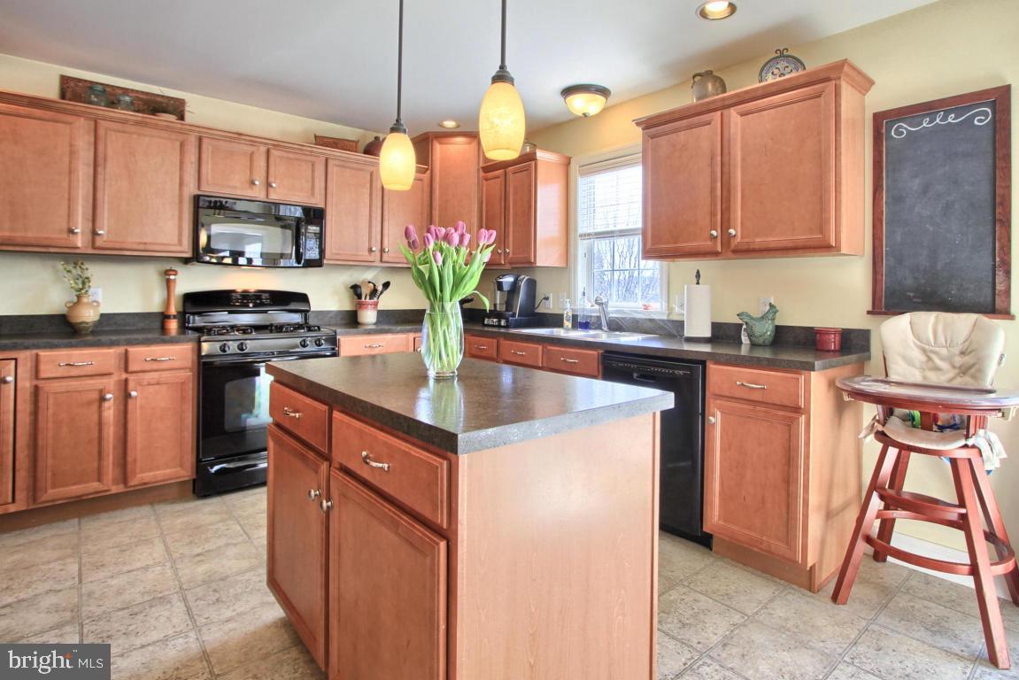 HEMPFIELD CROSSING - Residential