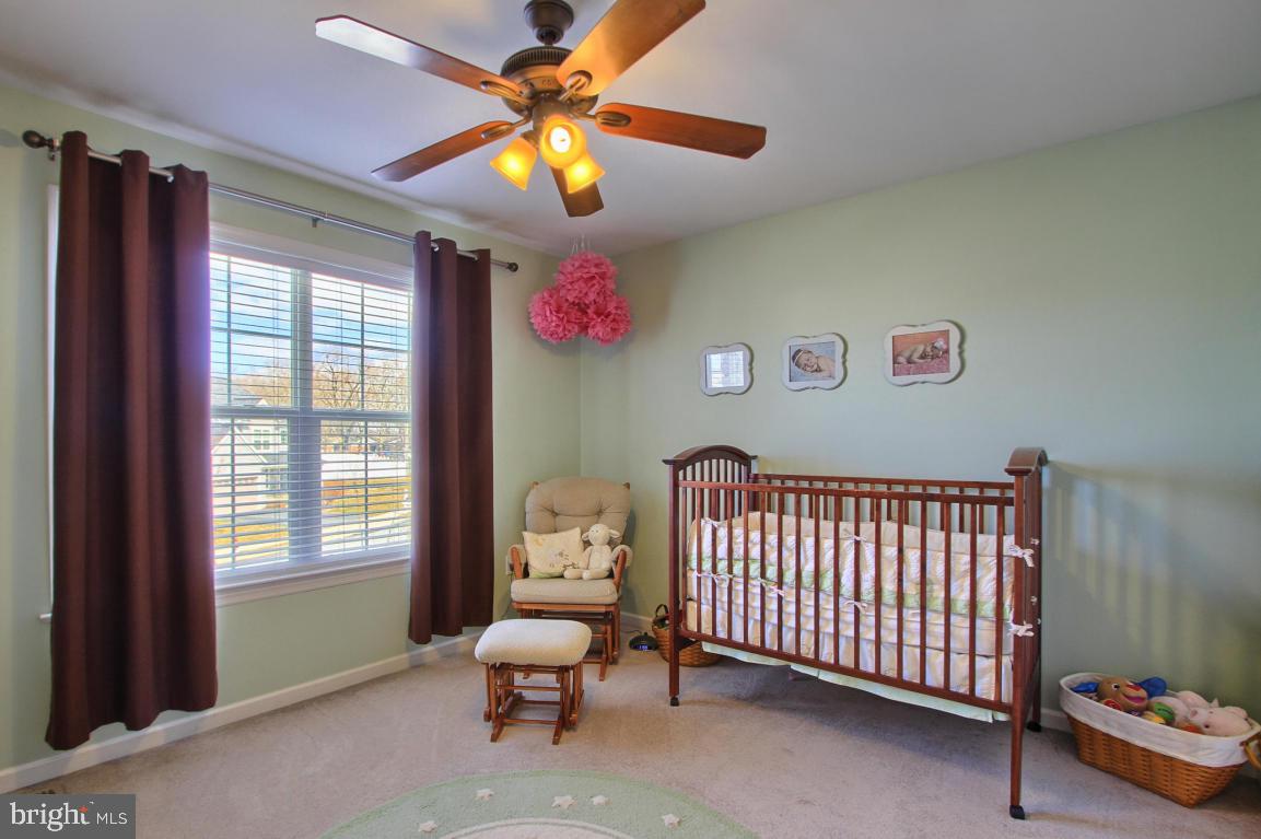 HEMPFIELD CROSSING - Residential
