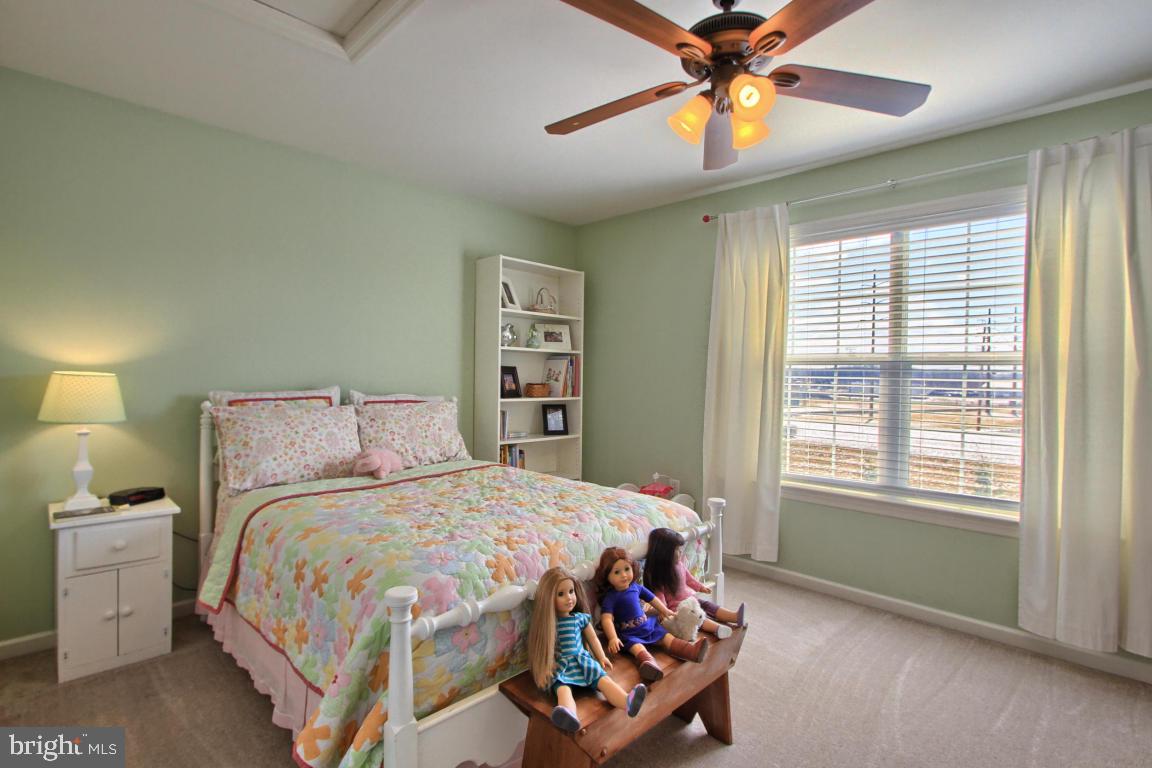 HEMPFIELD CROSSING - Residential