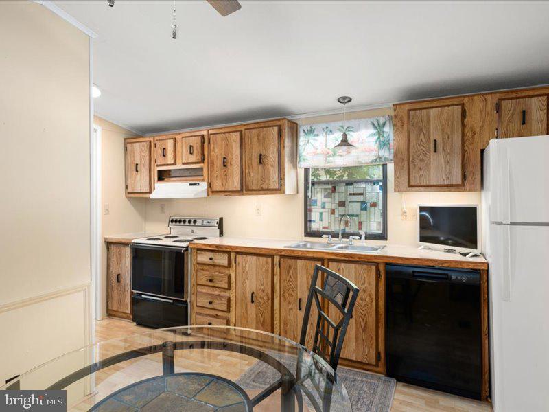 REHOBOTH BAY MHP - Residential