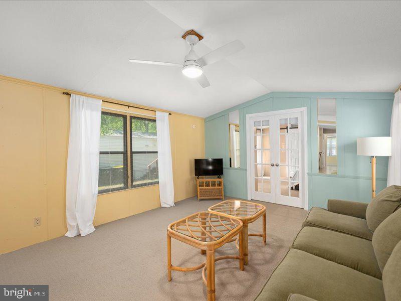 REHOBOTH BAY MHP - Residential