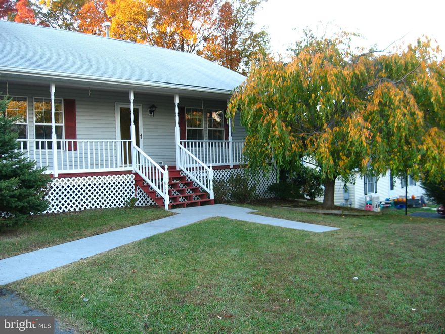 MOVE IN CONDITION, NEW CARPET, FRESHLY PAINTED. DECK & PORCH PAINTED AS WELL.THIS LARGE RANCH PROPERTY HAS 4 BEDROOMS, 3 FULL BATHS. STORAGE IN BASEMENT. COVERED FRONT PORCH, REAR DECK, ONE CAR CARPORT. EASY ACCESS TO RT. 7, RT. 50, & I-81. NEAR SHOPPING & SCHOOLS. COME AND SEE THIS PROPERTY.