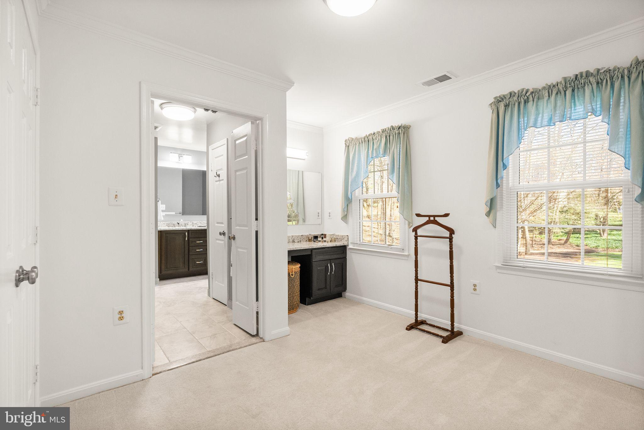 MILL RUN CROSSING - Residential