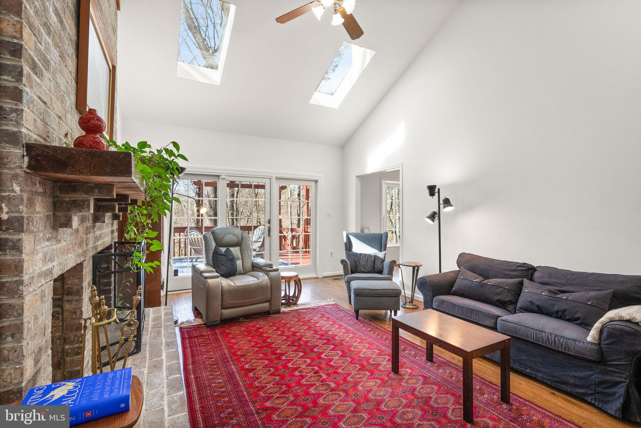 MILL RUN CROSSING - Residential