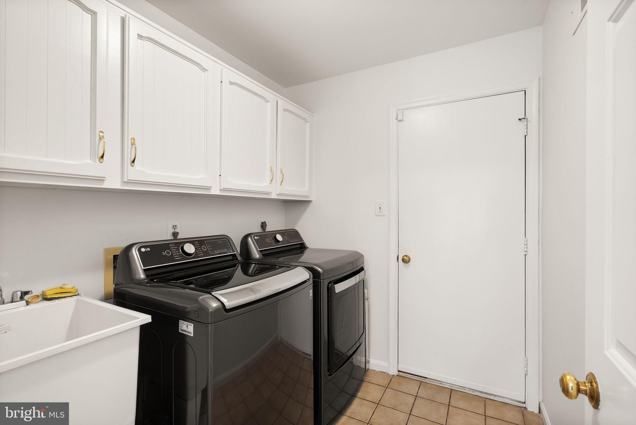 MILL RUN CROSSING - Residential