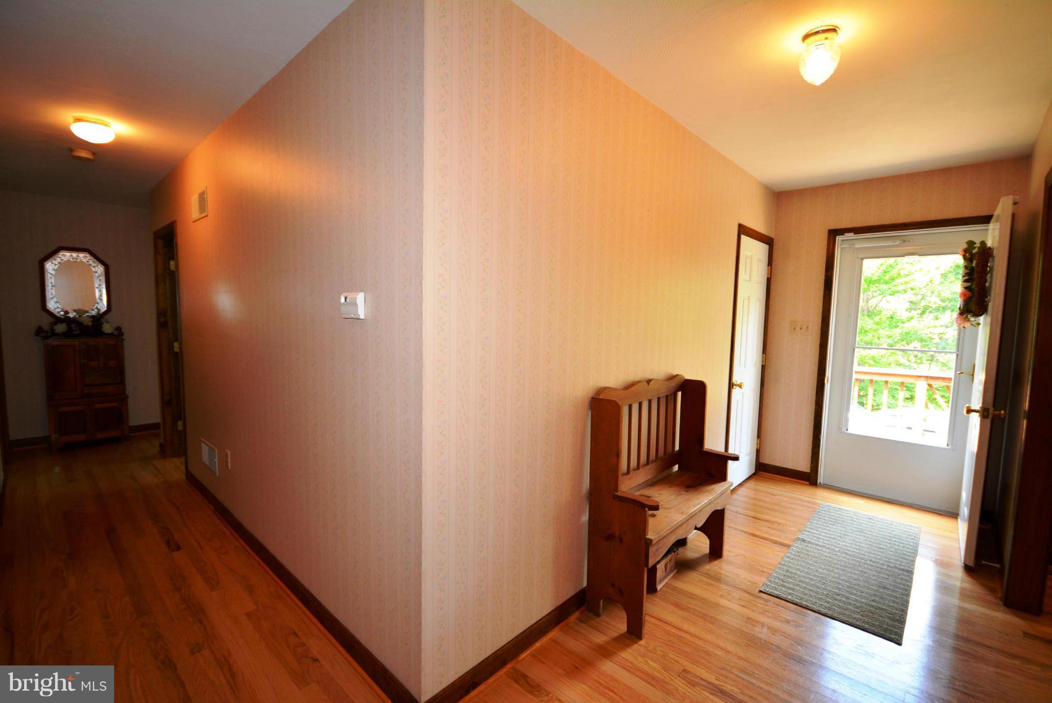 PARKS HOLLOW - Residential